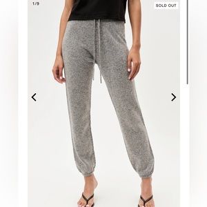 SOLD OUT Cashmere Sweatpants
